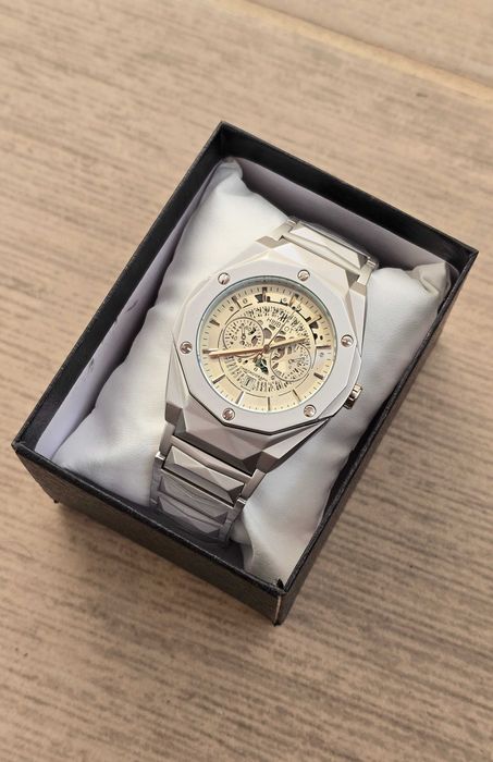 Луксозен часовник Hublot Big Bang King Aerofusion