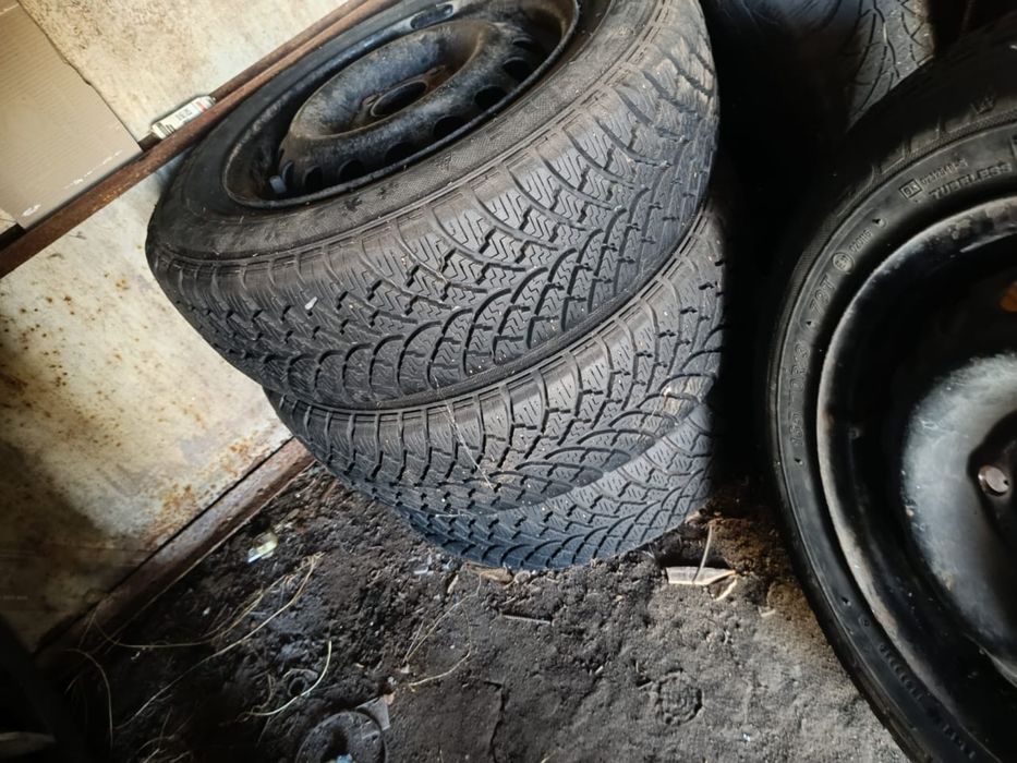Продам резина всесезонка