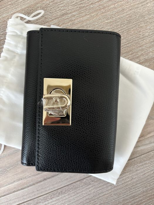 Портмоне Furla чисто ново