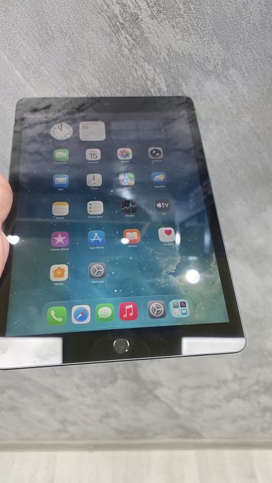 Ipad generația 5 32 gb