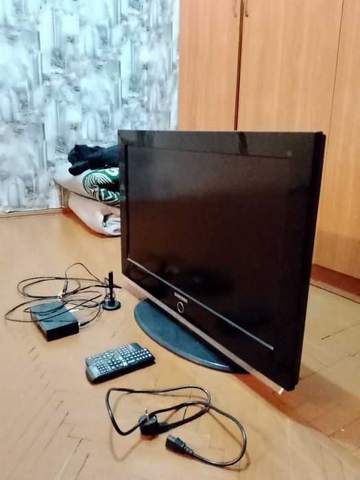 Продам телевизор