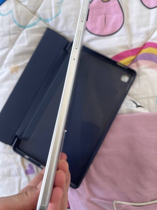 Планшет самсунг срочно сотилади