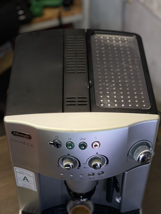 DeLonghi MAGNIFICA ESAM4200.S - Кафеавтомати | Кафемашини