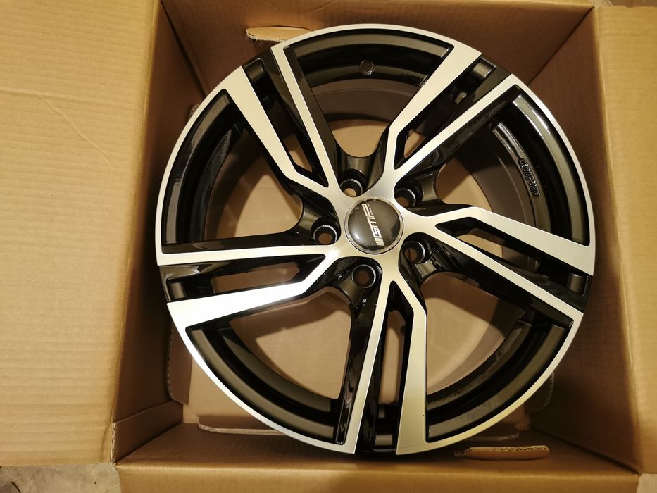 Vand jante de aliaj 5x114,3 pe 17 marca Gmp model Arcan black-polis