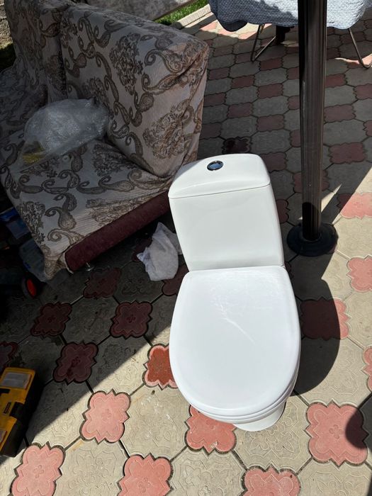 Унитаз с бачком Сантек