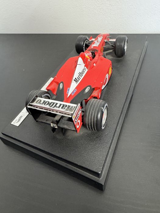 Macheta Ferrari 1:18
