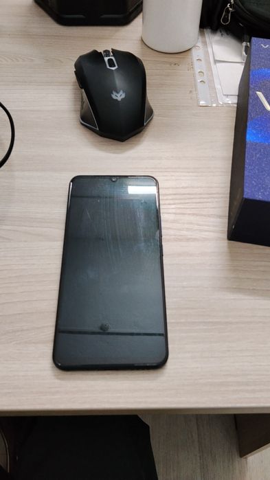 Продам телефон vivo