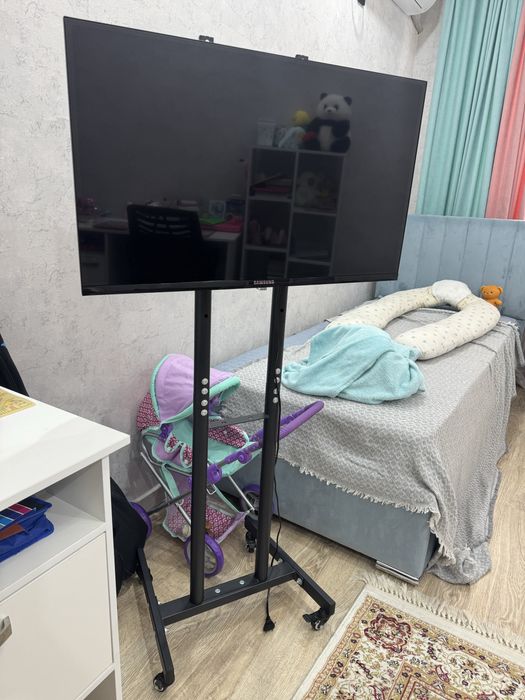 Продам телевизор