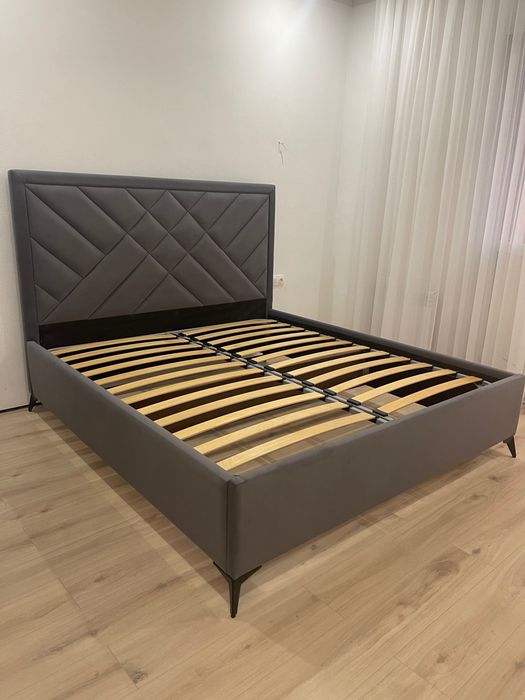 Продам кровать  180х200