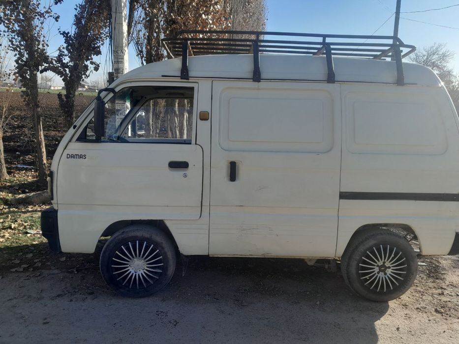 Дамас  в хорошем состоянии