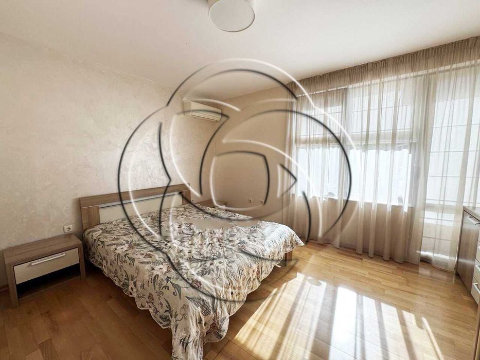 Дава се под наем Тристаен апартамент в Пловдив, Кършияка - 110 кв.м за 747.66 € - Снимка #2