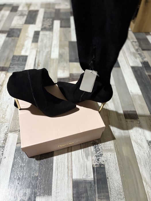 DeeZee-ботуши-Използвани само веднъж! По повод.