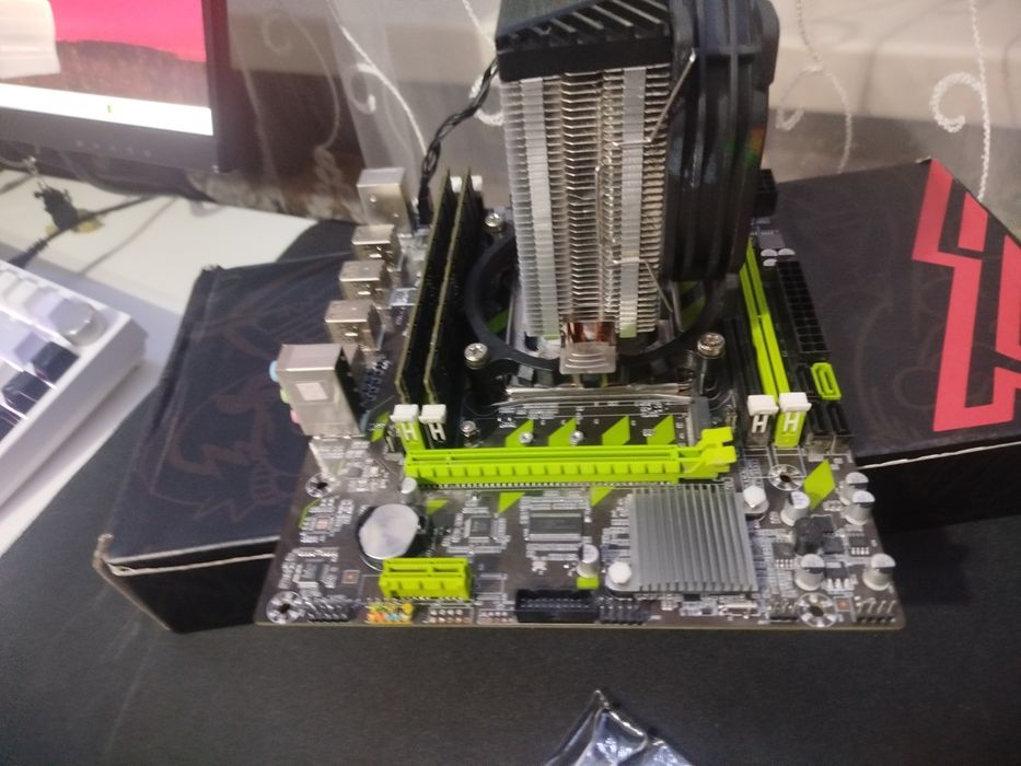 Продам комплект. Проц+мать++озу+кулер