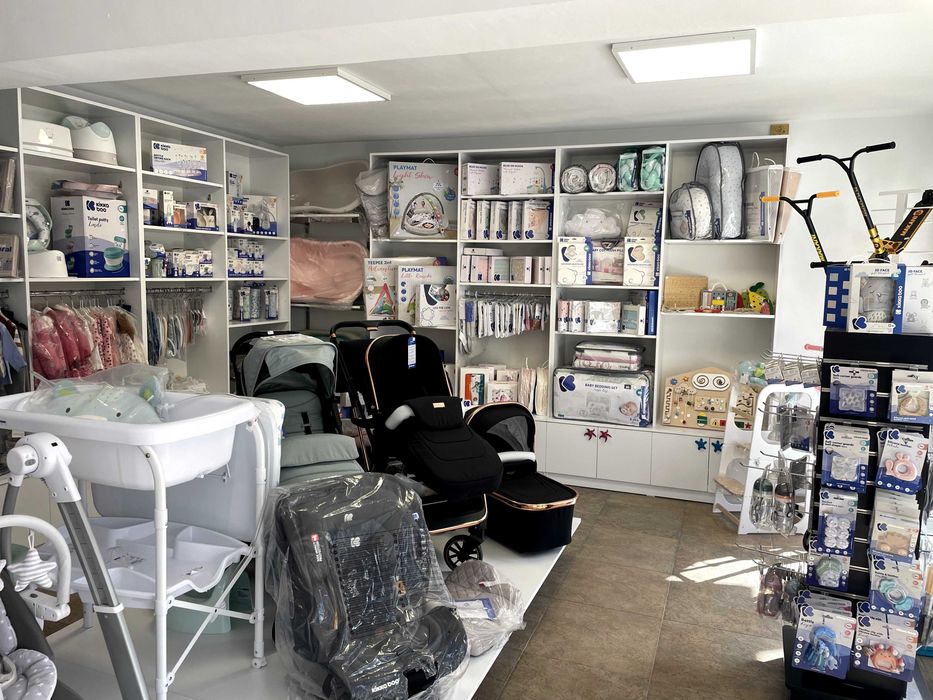 Оборудване / обзавеждане за магазин