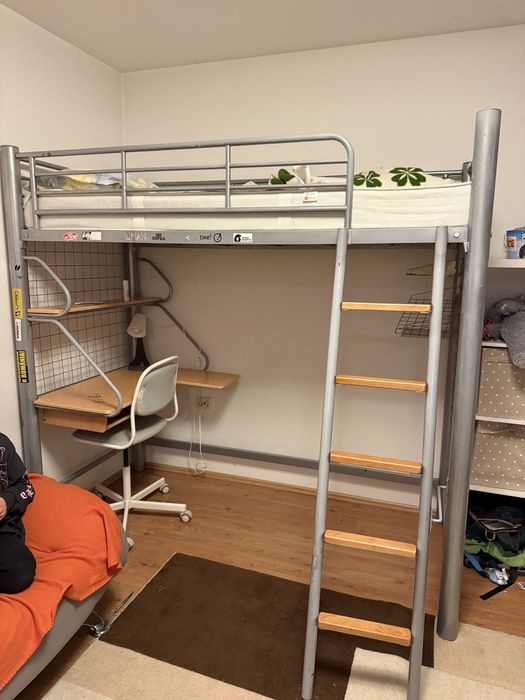 Pat suspendat cu birou