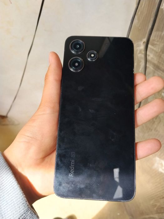Redmi 12 5G (128 GB ROM) ca Nou,cu Cutie originala,URGENT