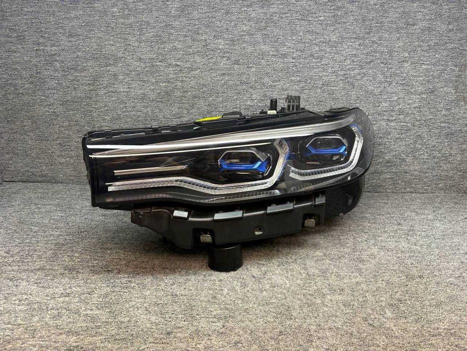 Far stanga laser BMW X7 G07 non-facelift