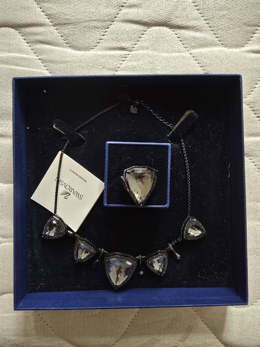 Комплект Swarovski, колие и пръстен