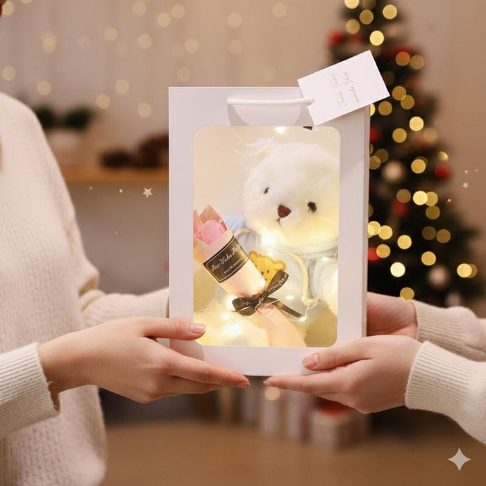 Подарочный набор мишка гипсофила гирлянда