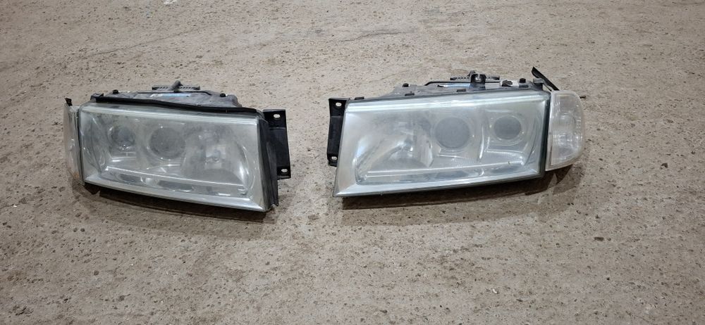 Faruri Xenon Skoda Octavia 1