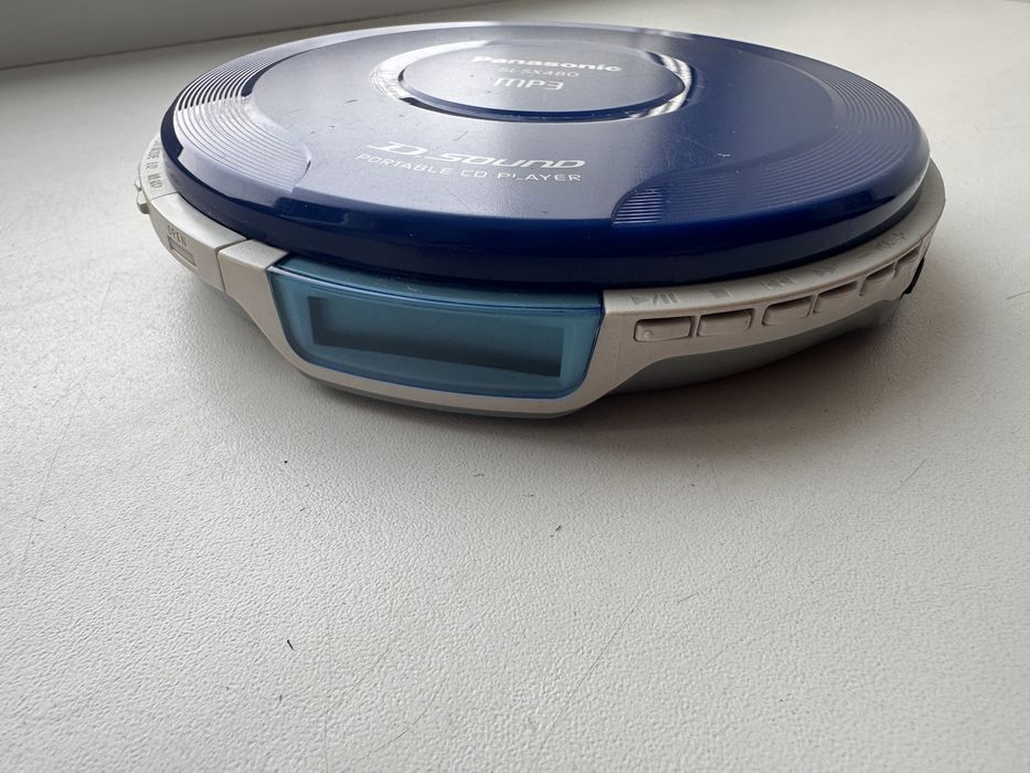 Продам Panasonic SL-SX480