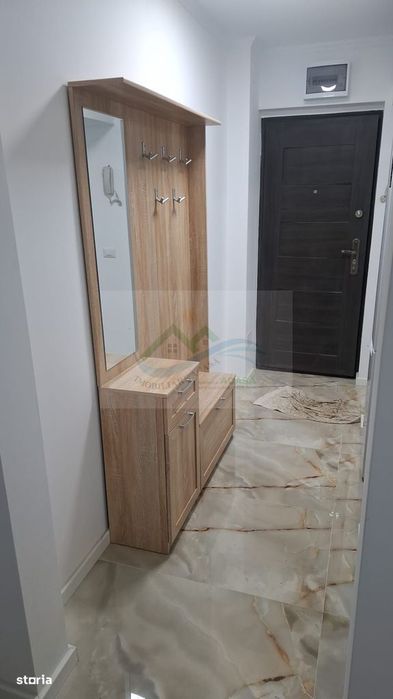 Apartament 2 camere de închiriat .