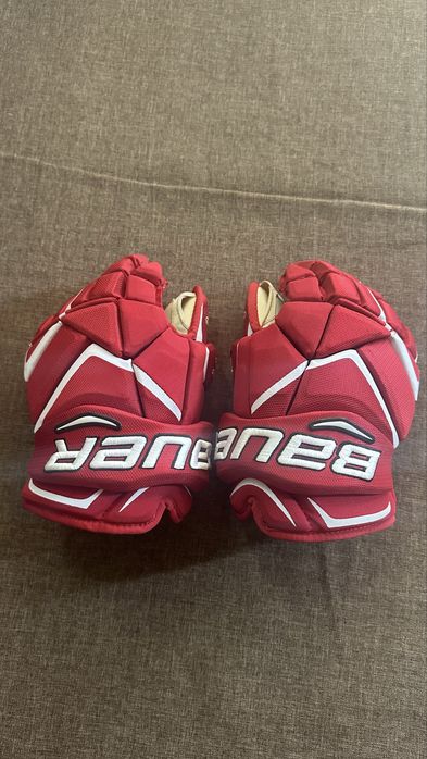 Краги хоккейные BAUER!!!