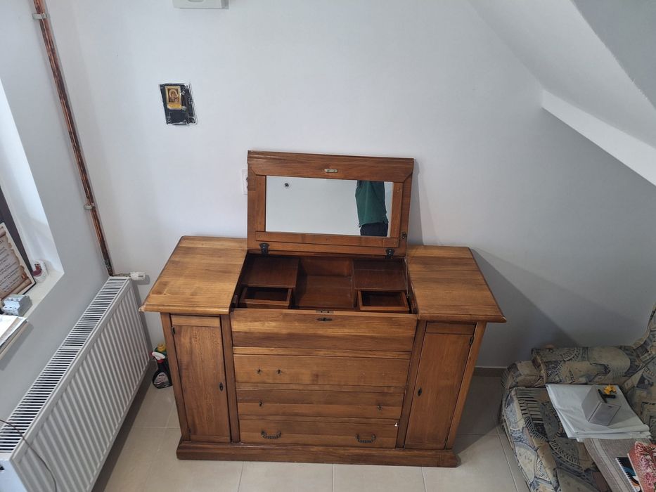Vand mobila/dulap vintage lemn masiv nuc
