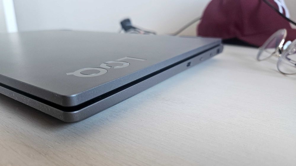 Lenovo loq 15arp9