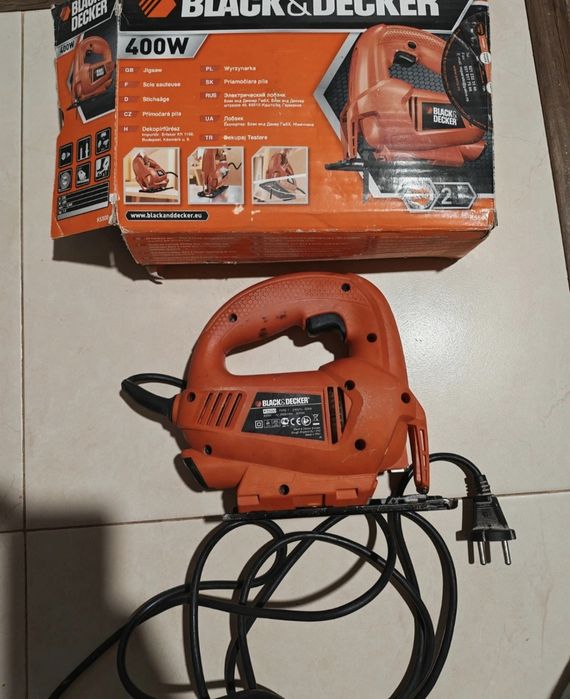 Ferastrau pendular Black&Decker KS500
