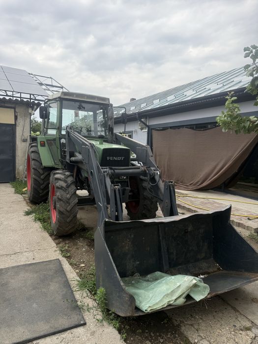 Vand sau schimb Fendt 306 4x4 70 cai cu incarcator frontal