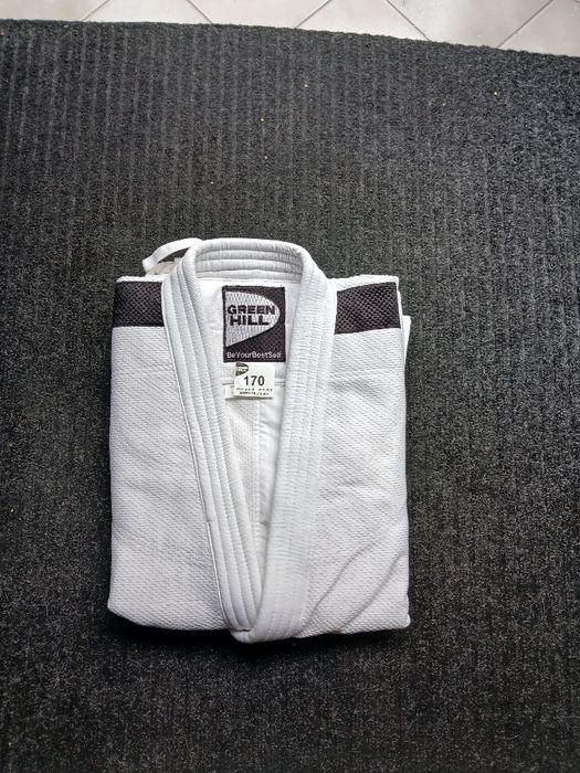 Продавам  (Green Hill IJF approved) кимоно на джудо  на добра цена