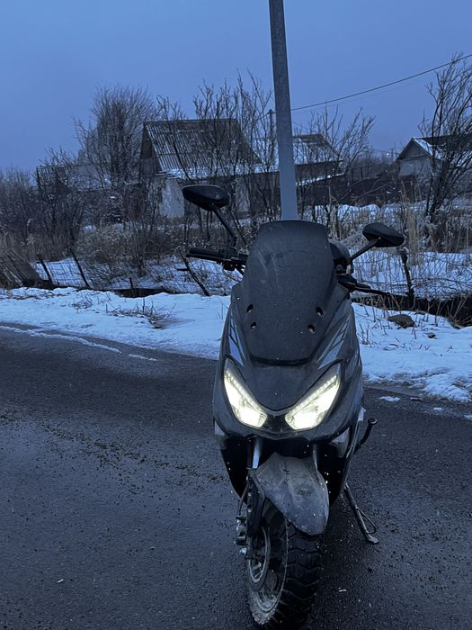 Продам скутер макси