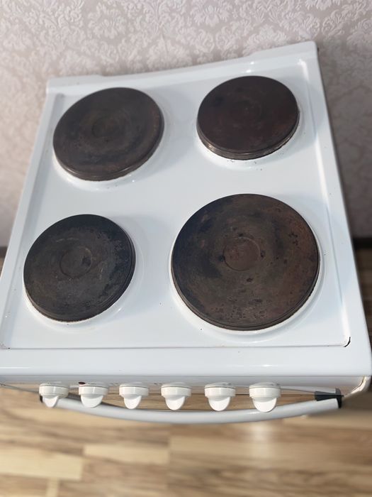 Продам электрическую плиту