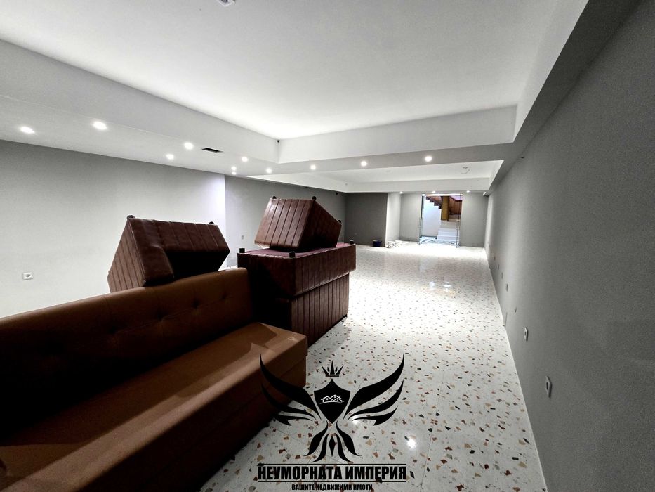 Дава се под наем Заведение в Асеновград - 190 кв.м за 1545.81 € - Снимка #15