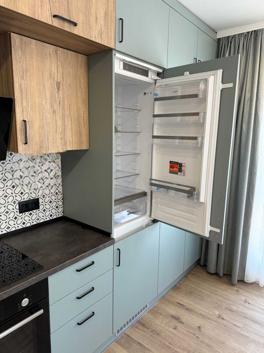Дава се под наем Тристаен апартамент в София, Малинова долина - 75 кв.м за 900 € - Снимка #3