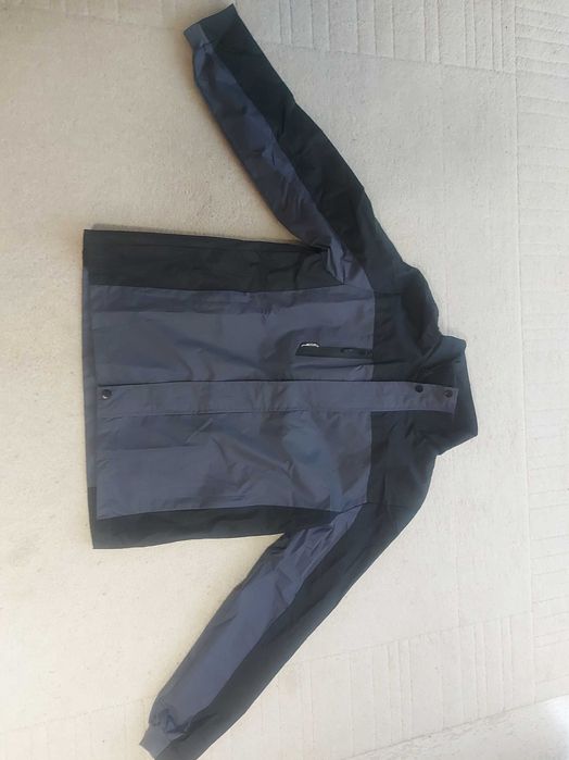 Мъжко пролетно-есенно яке - ветровка