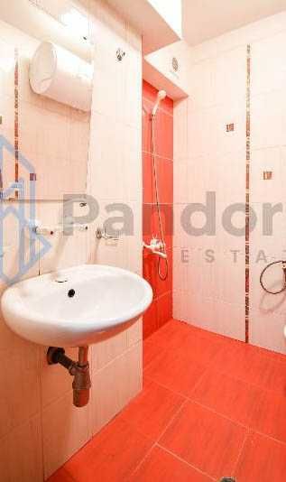 Дава се под наем Едностаен апартамент в София, Център - 31 кв.м за 380 € - Снимка #4