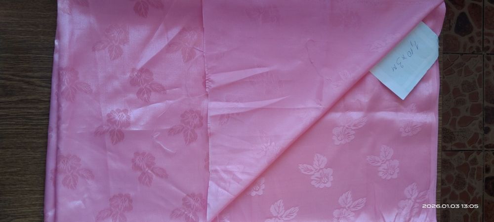 Отрезы тканей разных