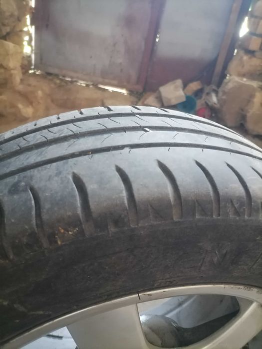 Джанти с летни гуми Michelin 15ки 195.60 5x112