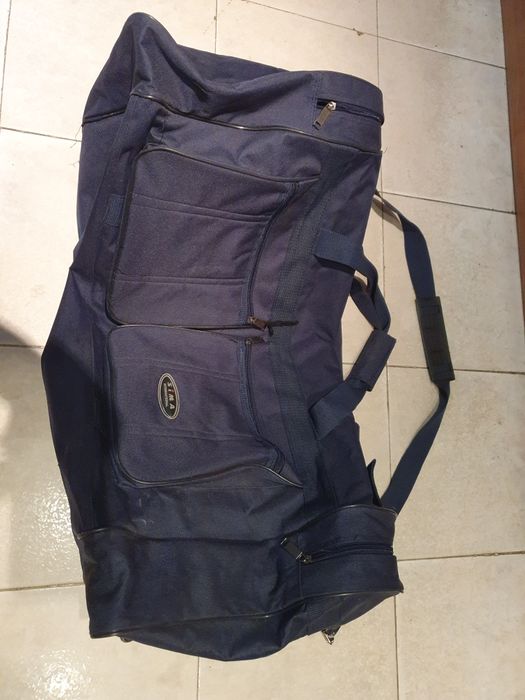 Голям сак за 25лв + подарък още един среден.