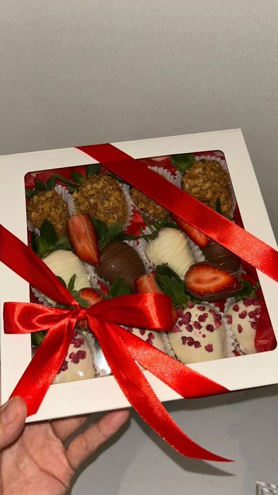 Клубника в шоколоде подарка Актау