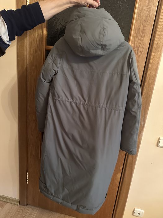 Продам зимний пуховик