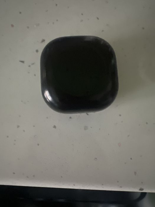 Casti Samsung buds stanga defecta 90lei