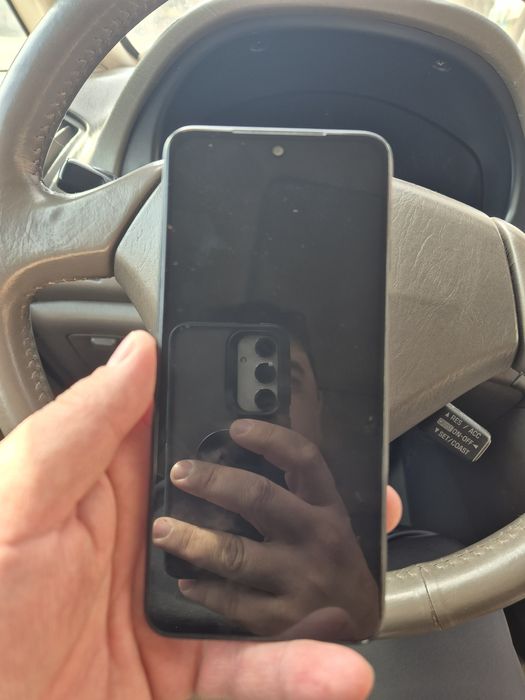 Продам redmi Note 11 на запчасти