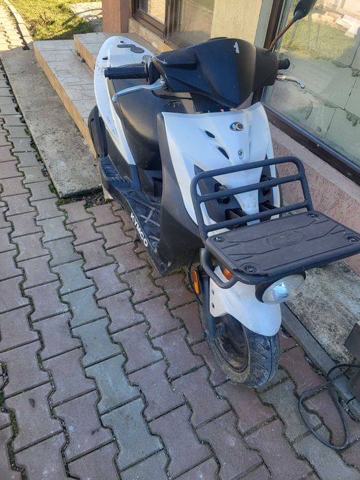 Scuter kymco carrier 50cmc