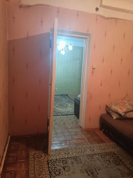 Продам 2 ком кв вЦентр Срочна.