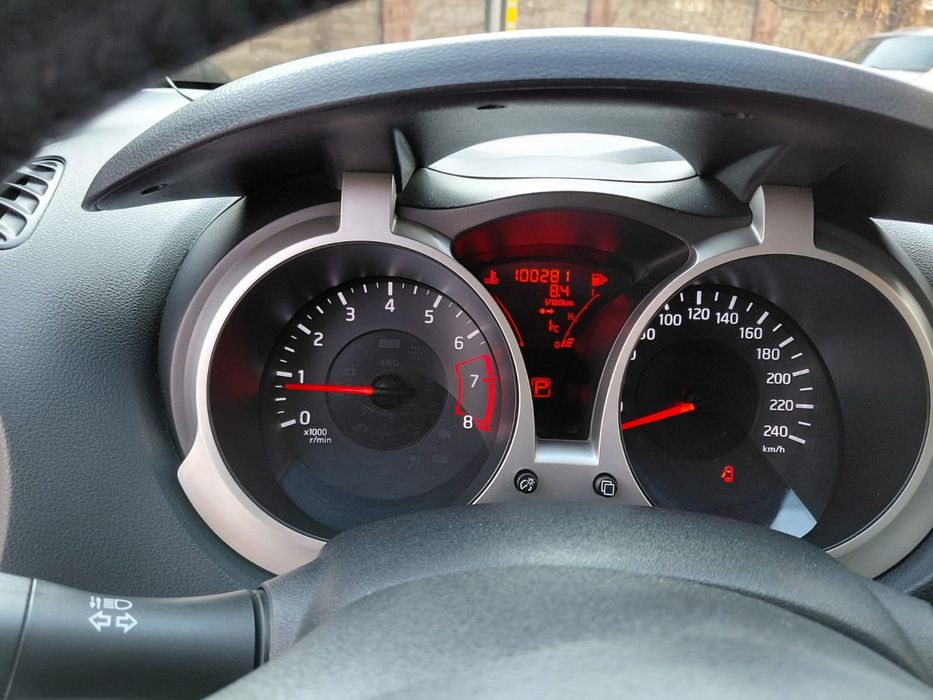 Продам Ниссан Жук