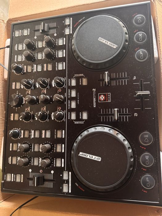 VÂND Reloop Digital Jockey 2 Master Edition