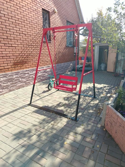 Продам качелю ...